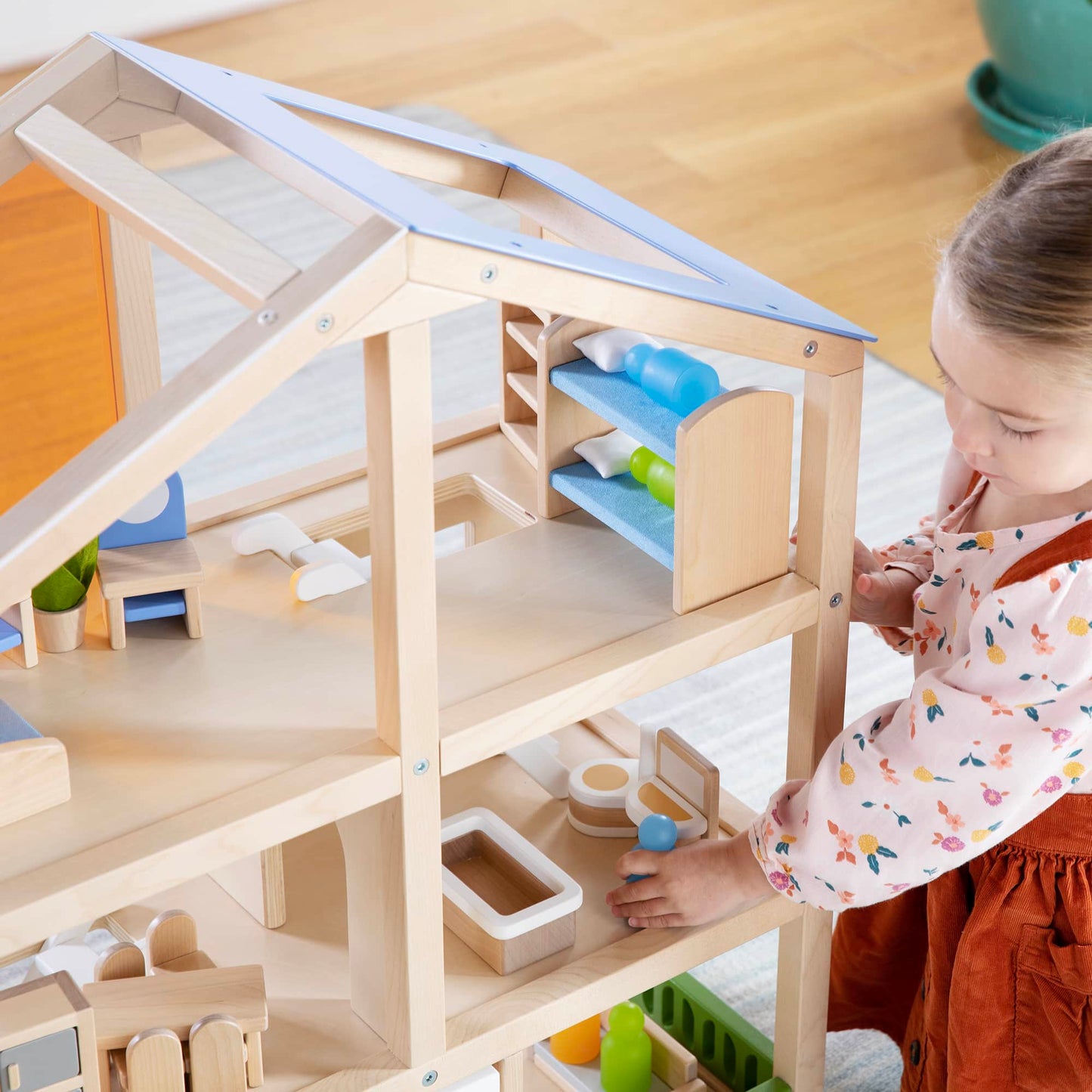 Modern Home Dollhouse