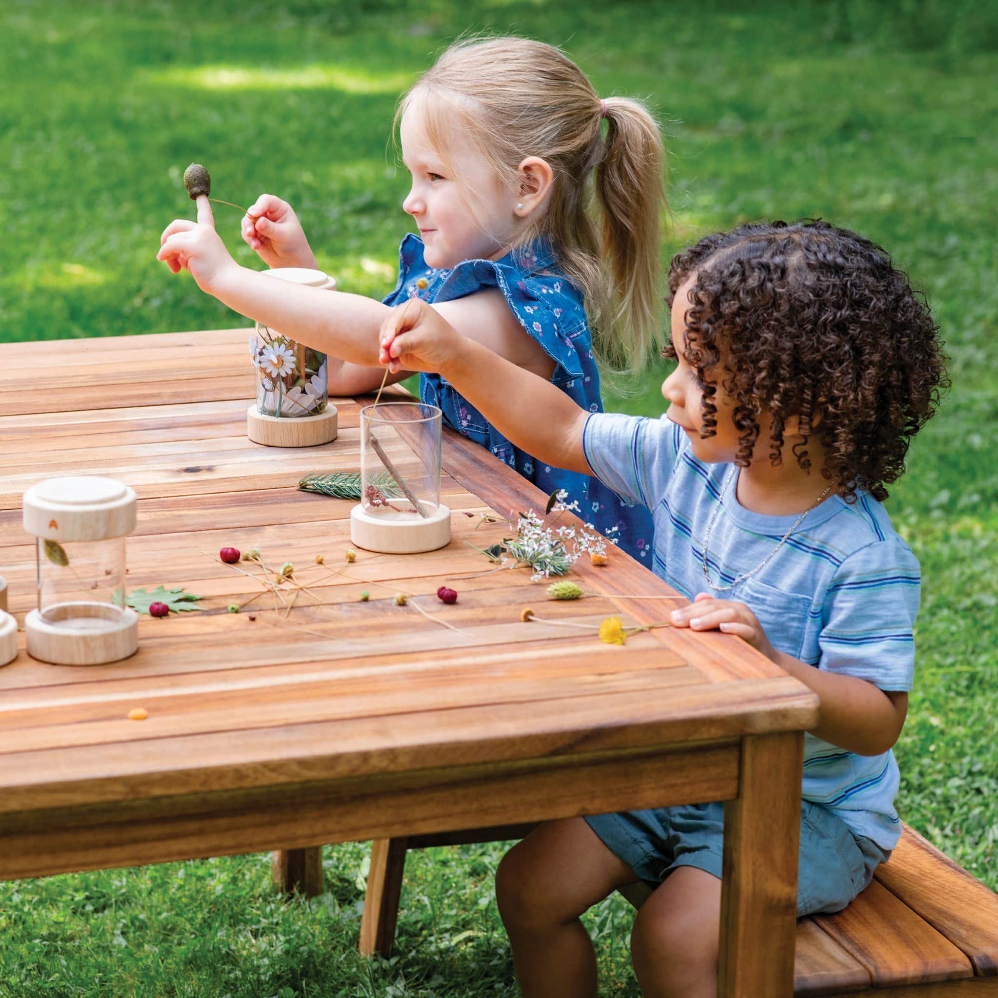 Acadia Outdoor Table