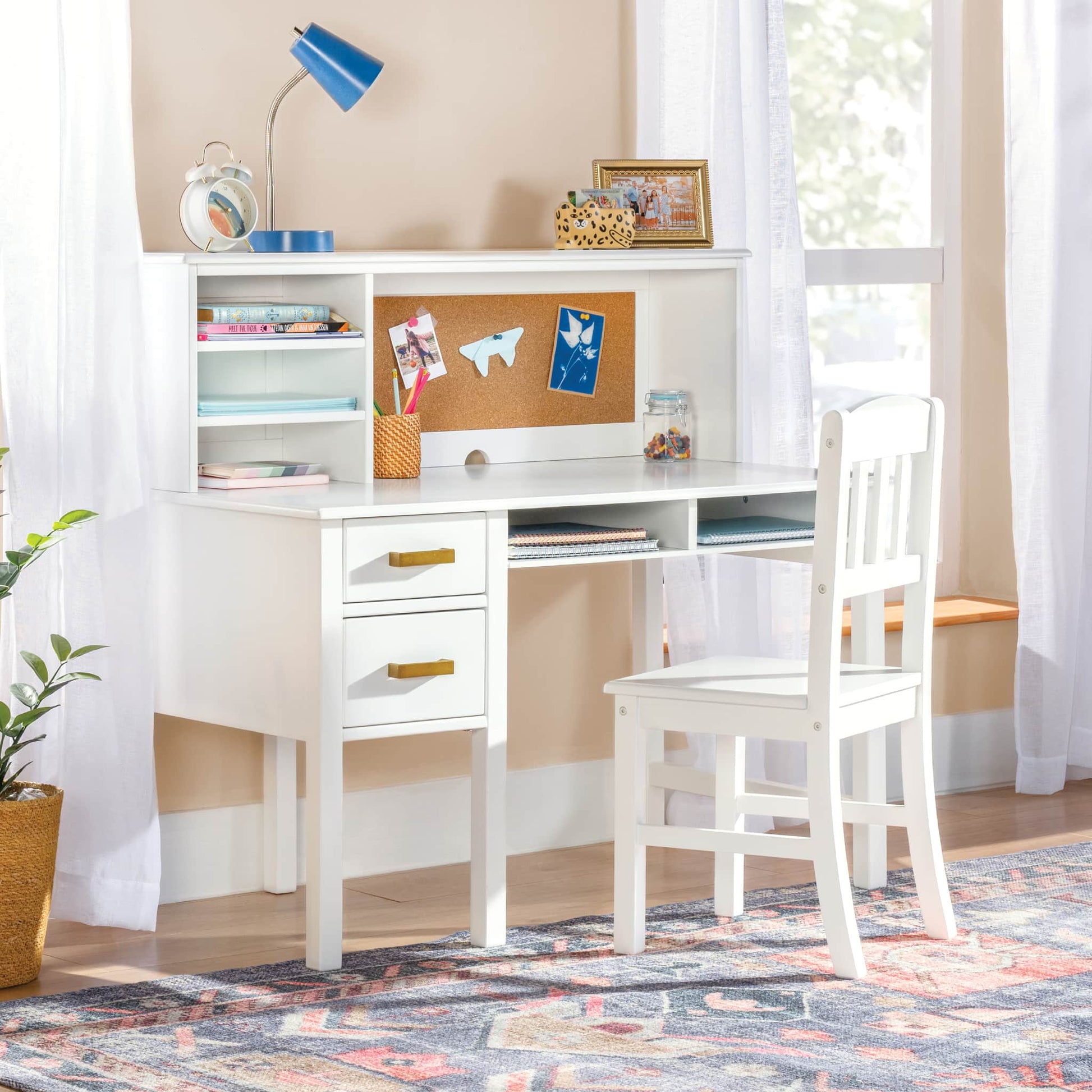 Kids' Taiga Desk, Hutch and Chair Set