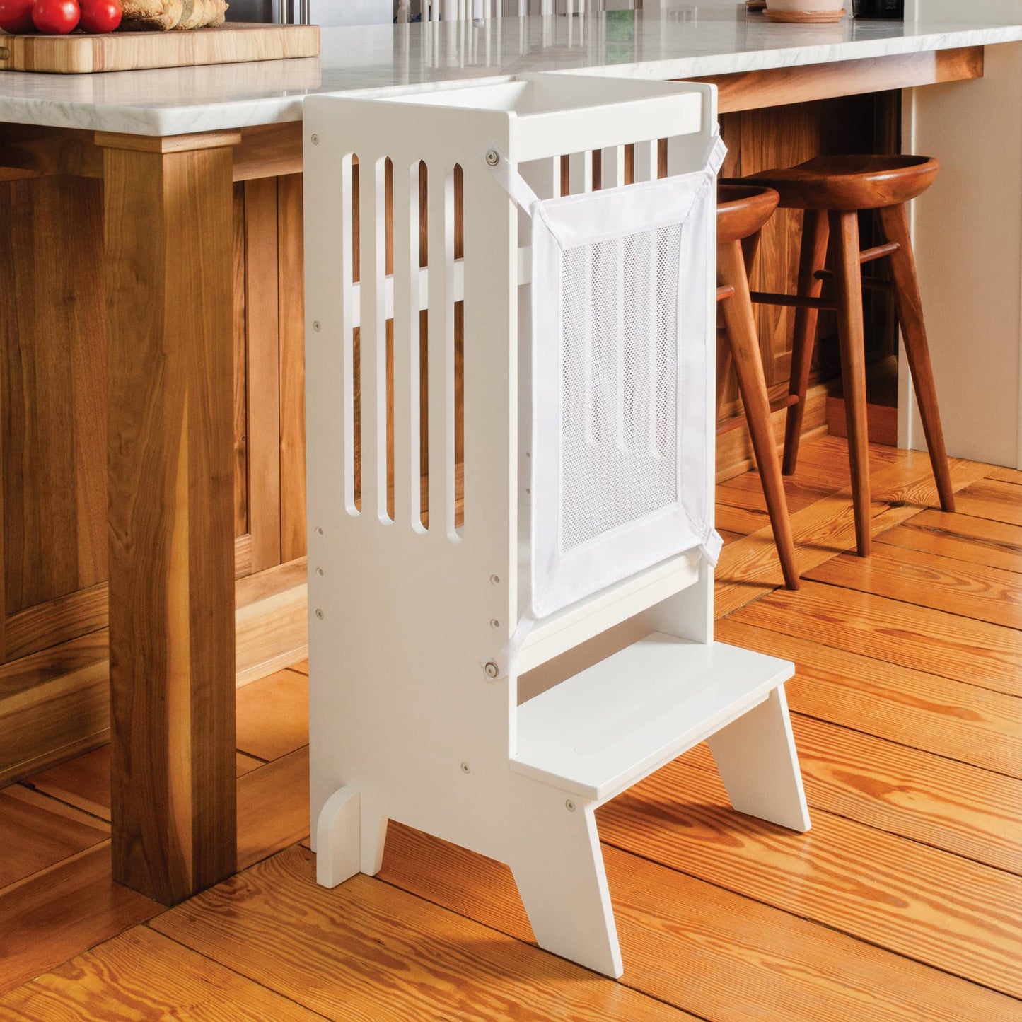 Jr. Contemporary Kitchen Helper Step-Up