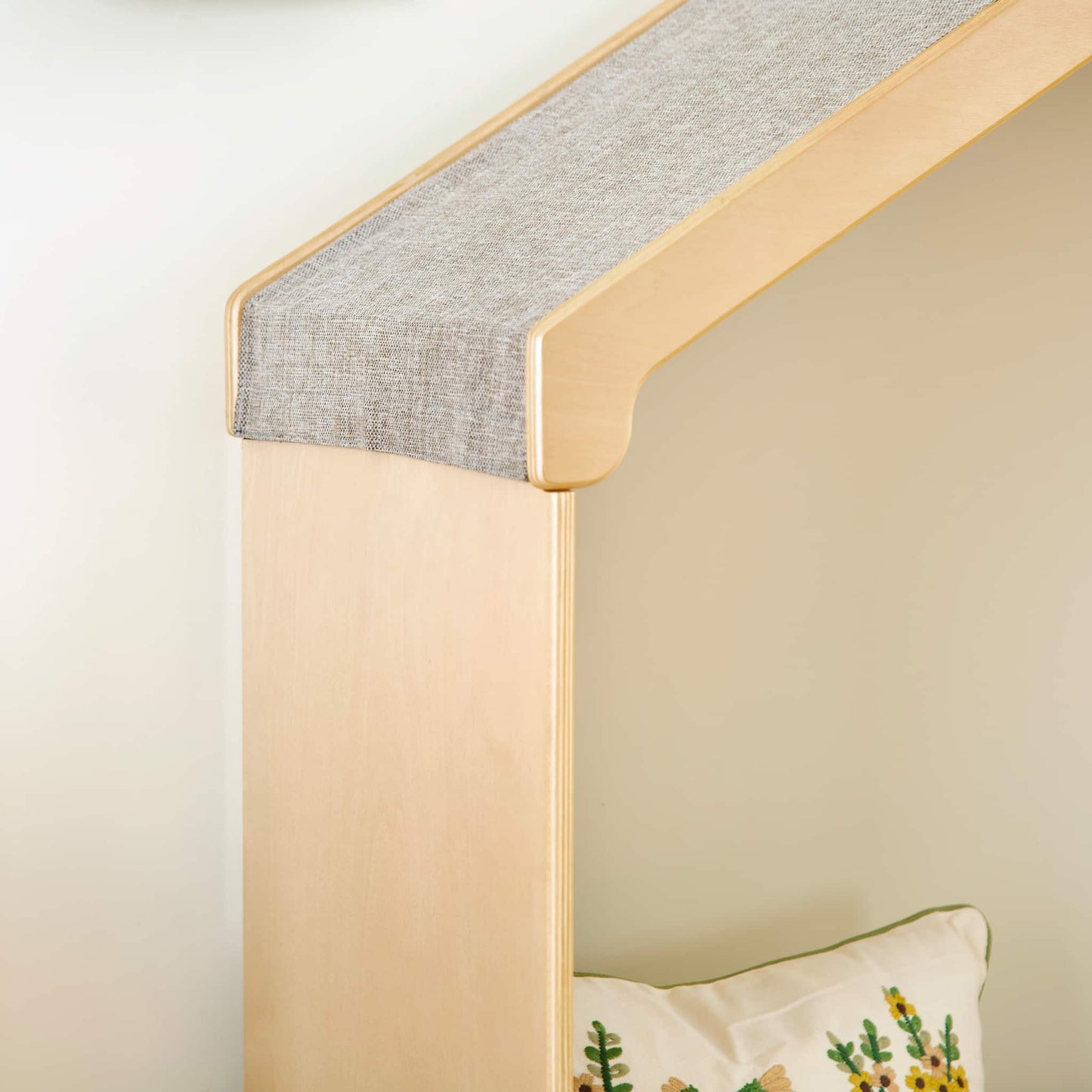 EdQ Reading Nook with Storage
